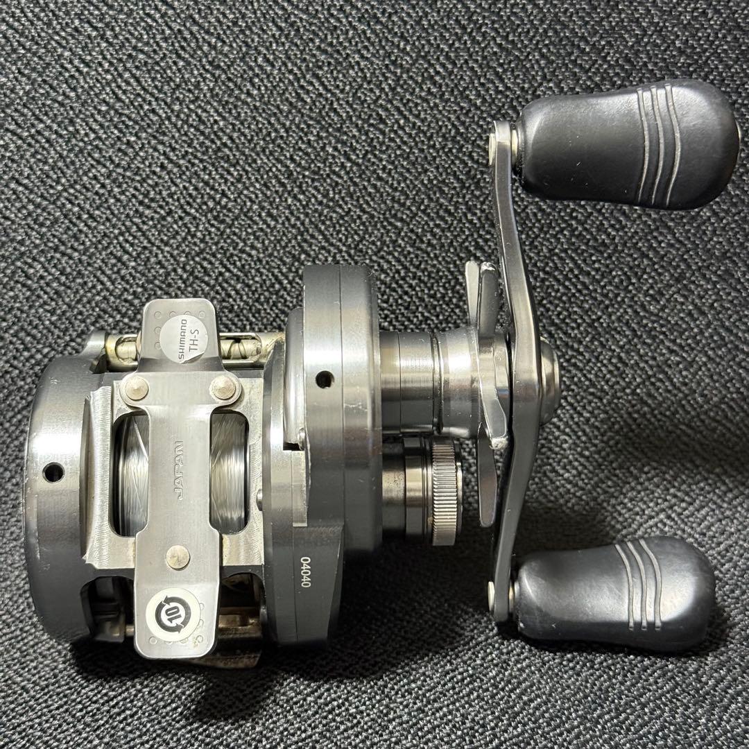 シマノ　カルカッタコンクエストDC 201HG