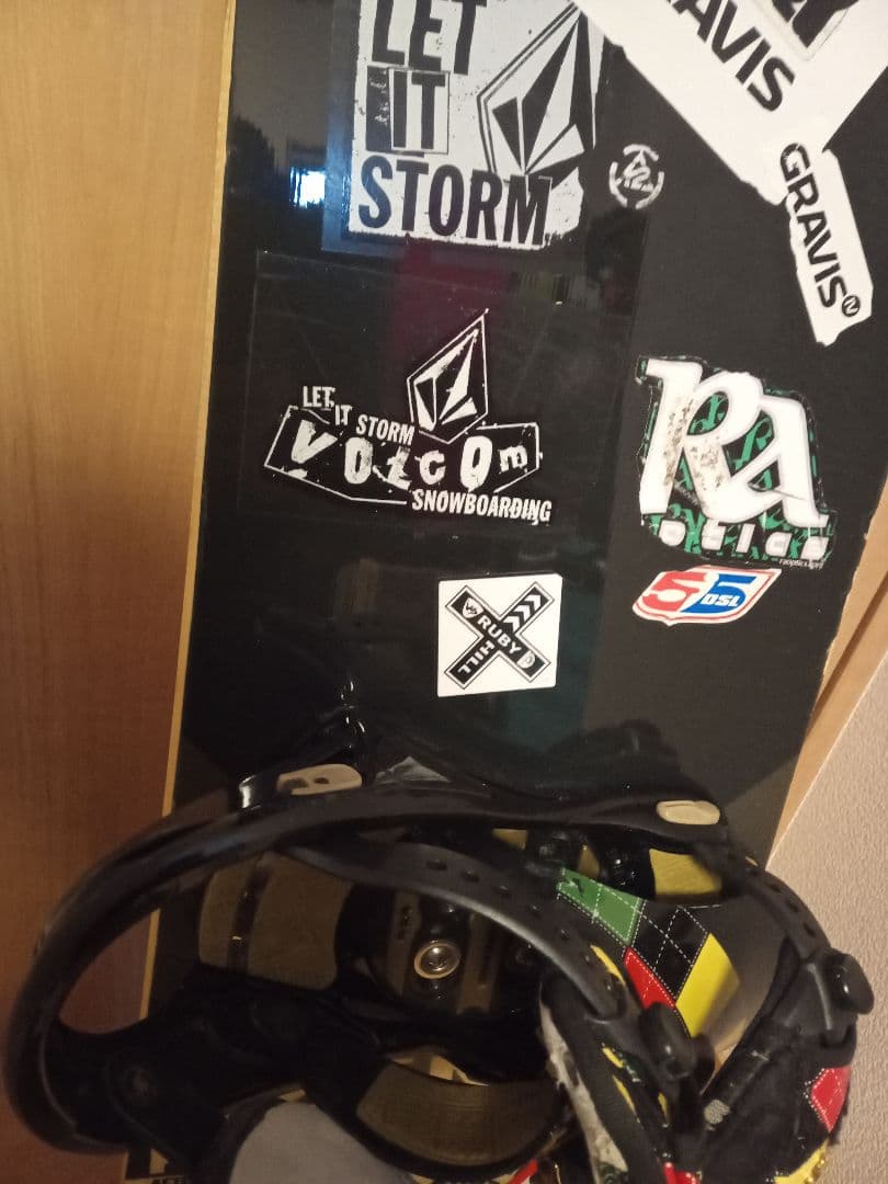 スノーボード　メンズ　3点セット　別料金でブーツ追加対応です