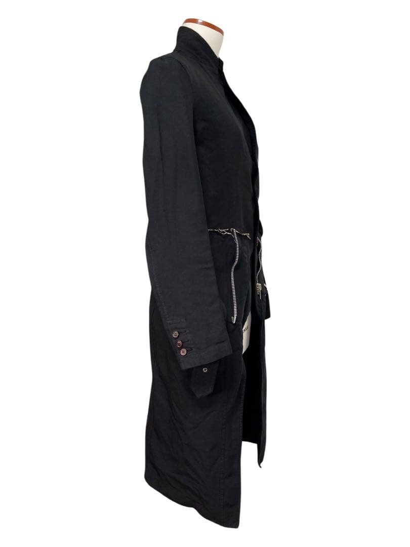 名作AD2013 コムデギャルソン オムプリュス ポリ縮絨ベルトロングジャケット