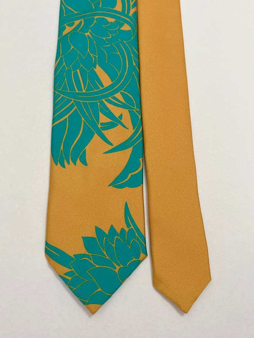 美品 プラダ ネクタイ シルク 花 フラワー アート柄 バイカラー イエロー