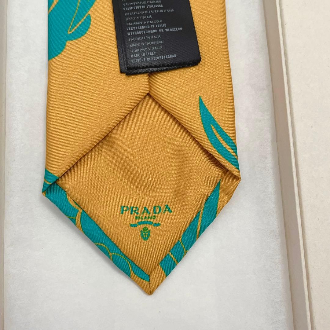 美品 プラダ ネクタイ シルク 花 フラワー アート柄 バイカラー イエロー