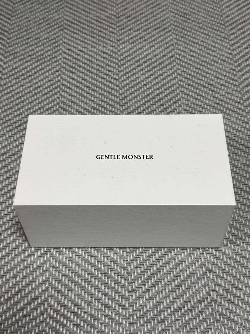 小物 GENTLE MONSTER BLANC-01