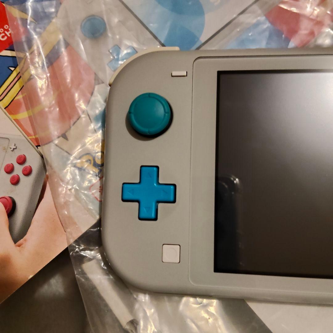 未使用級 Nintendo Switch Lite ザシアン・ザマゼンタ