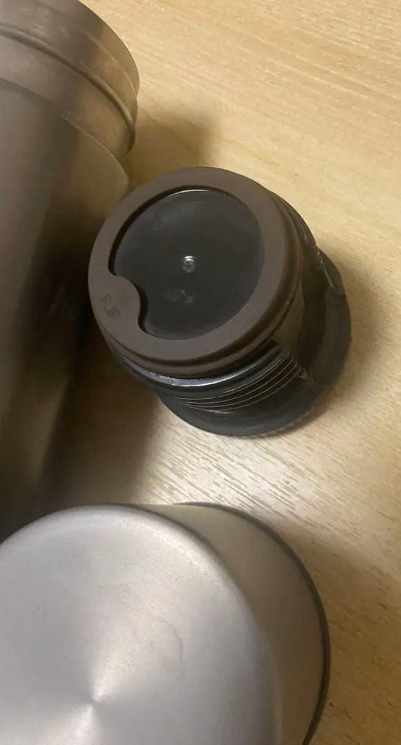 お値下げ中✳︎サーモス 真空断熱チタンボトル FJN-500T