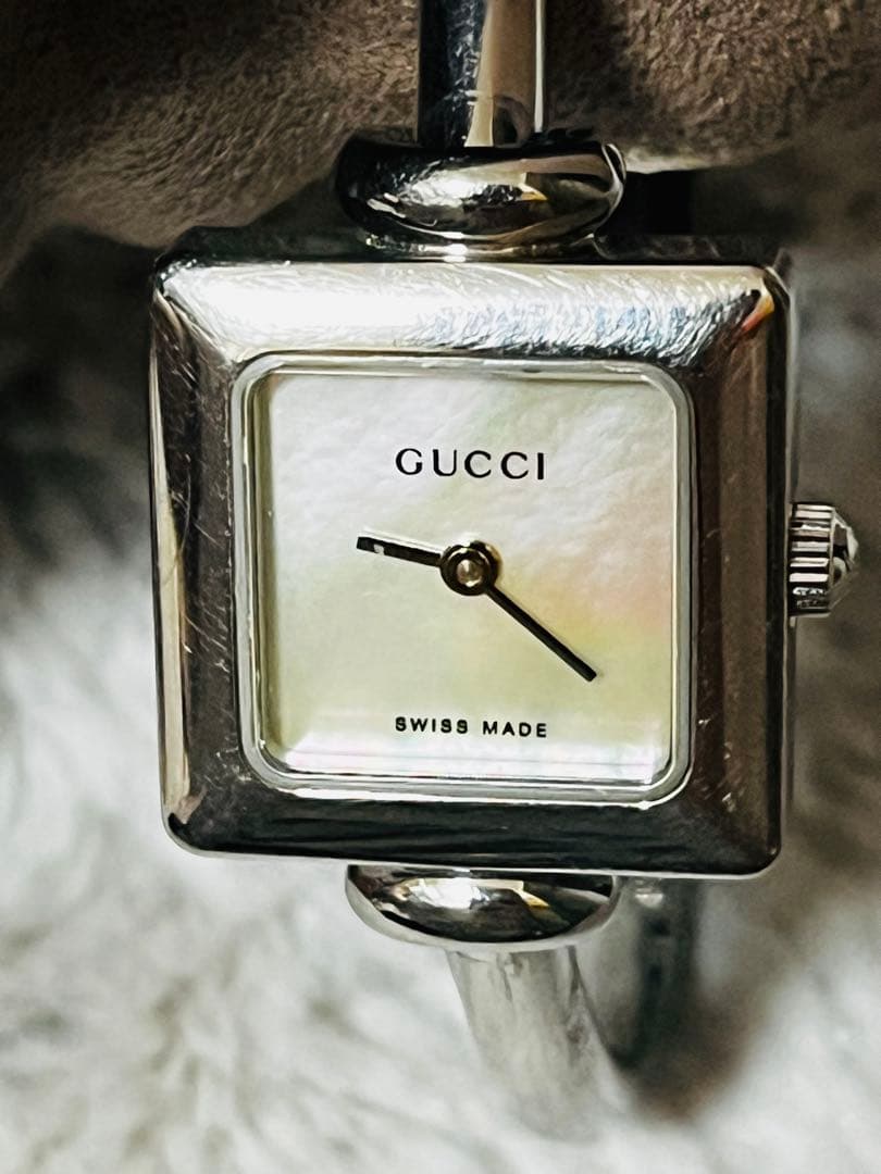 GUCCI 1900L ステンレススチール 腕時計