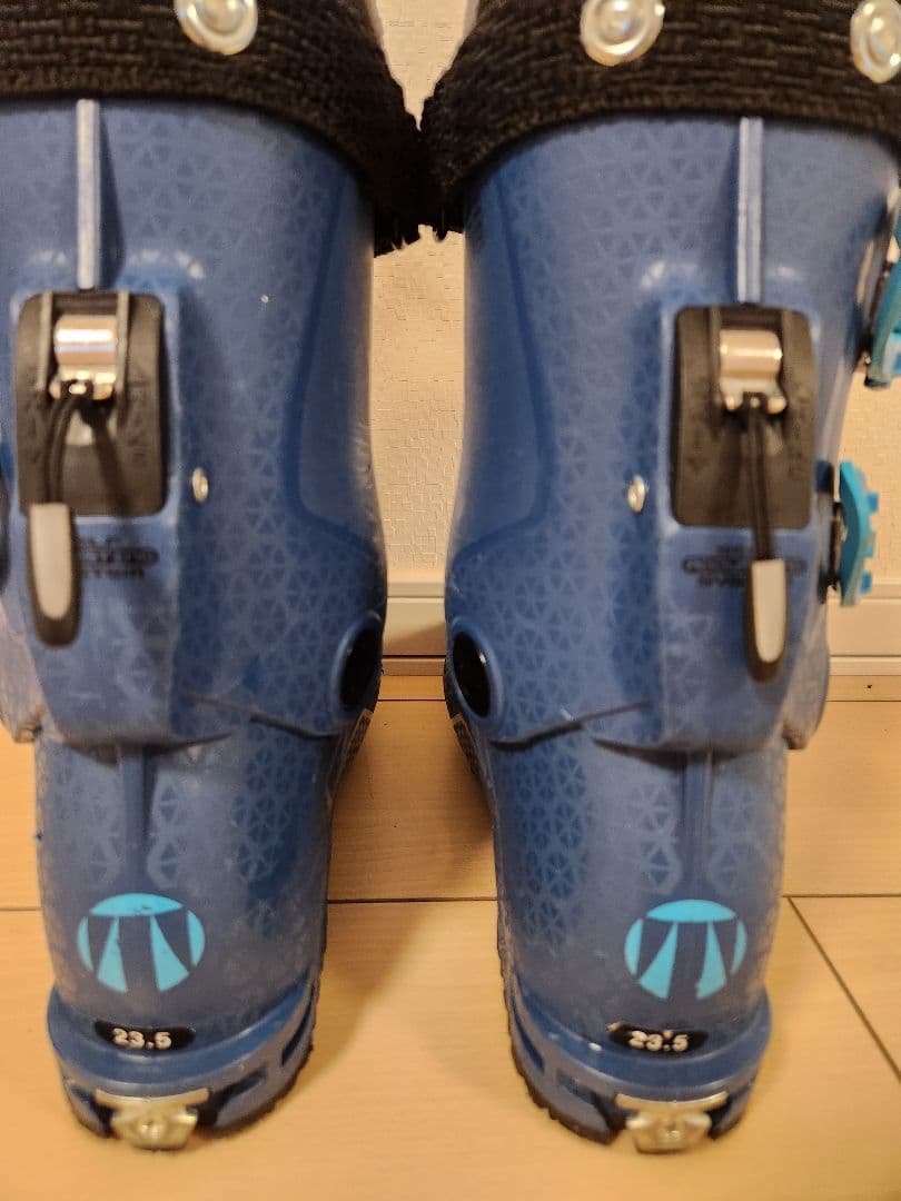 【年末値下げ】TECNICA テクニカ レディース 山 スキー ブーツ 23.5