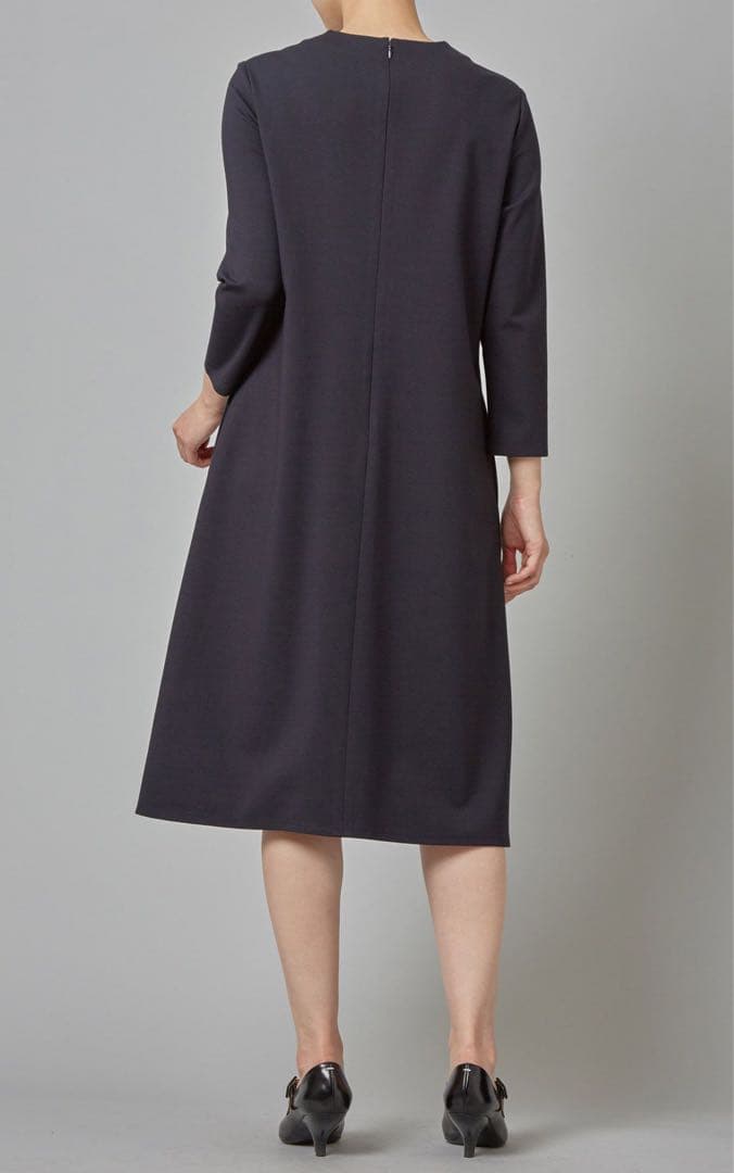 新品✨マッキントッシュロンドン✨ストレッチポンチワンピース　ネイビー　Mサイズ