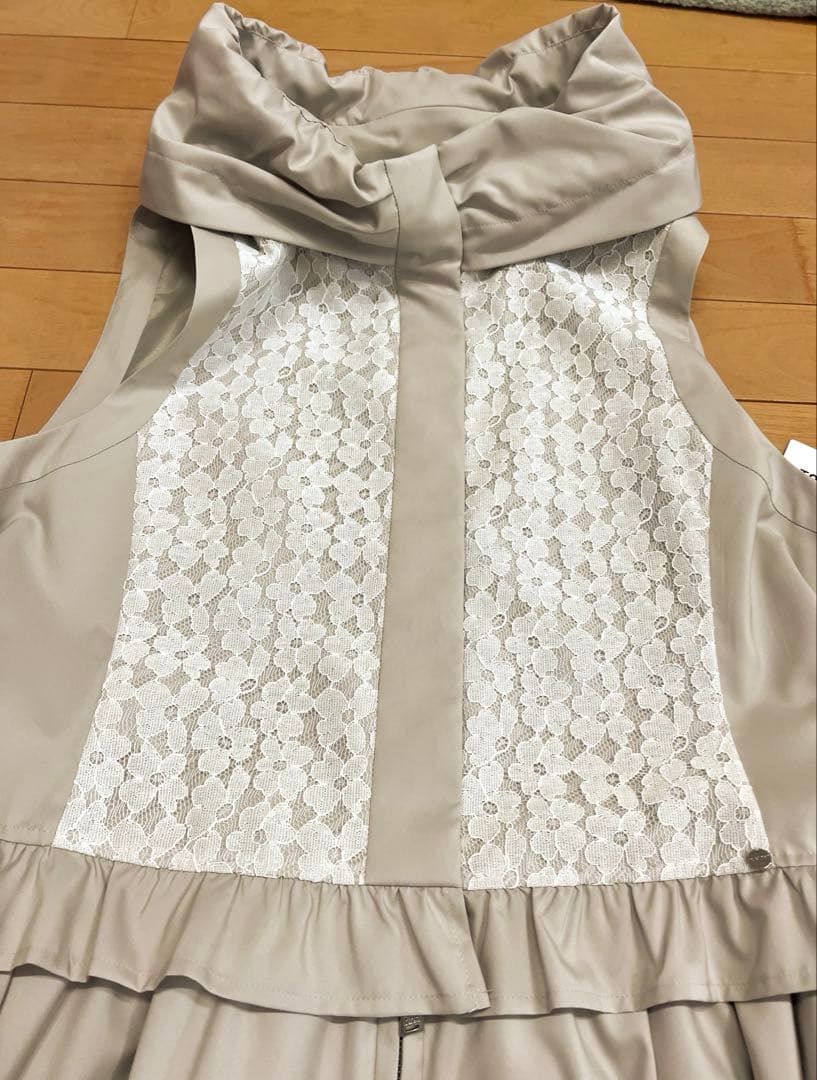 新品未使用！タグ付き！TO BE CHIC ジレ　42 L ベスト　アウター