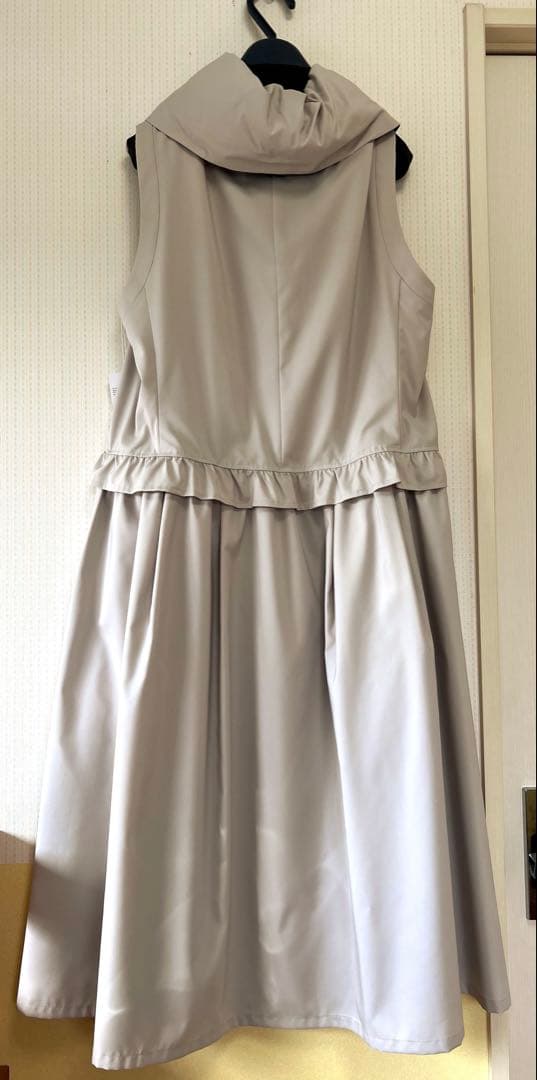 新品未使用！タグ付き！TO BE CHIC ジレ　42 L ベスト　アウター