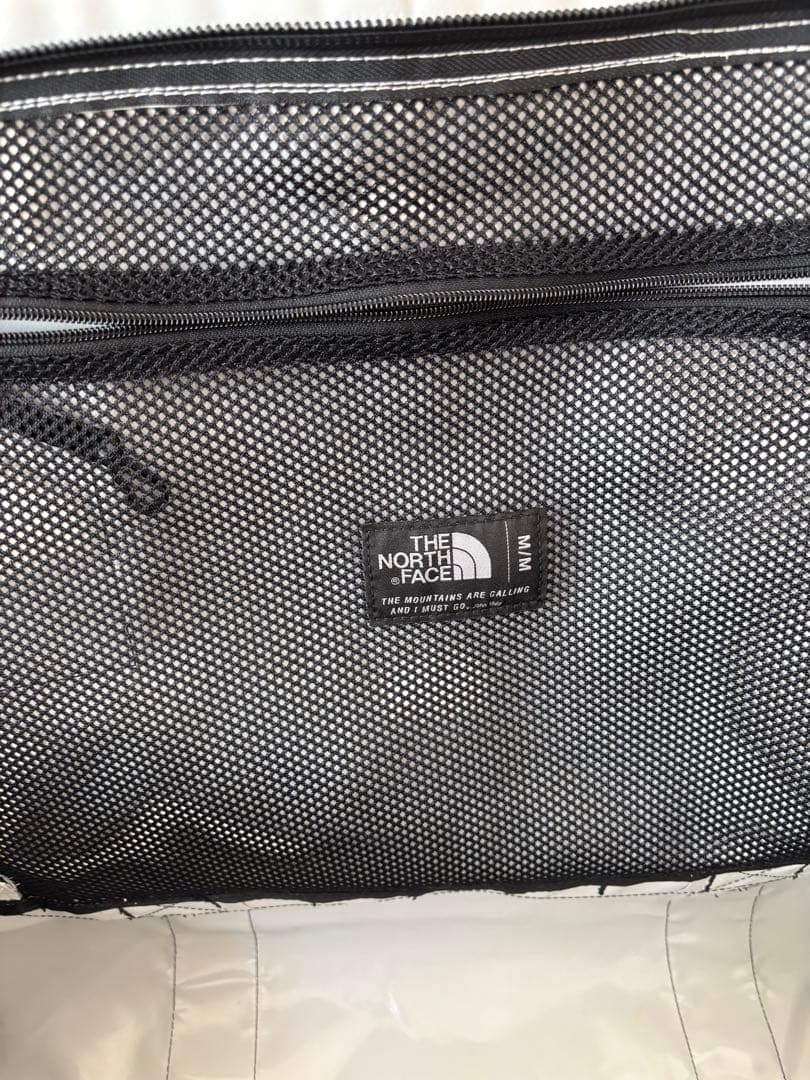 ノースフェイス　ダッフルバッグ　M