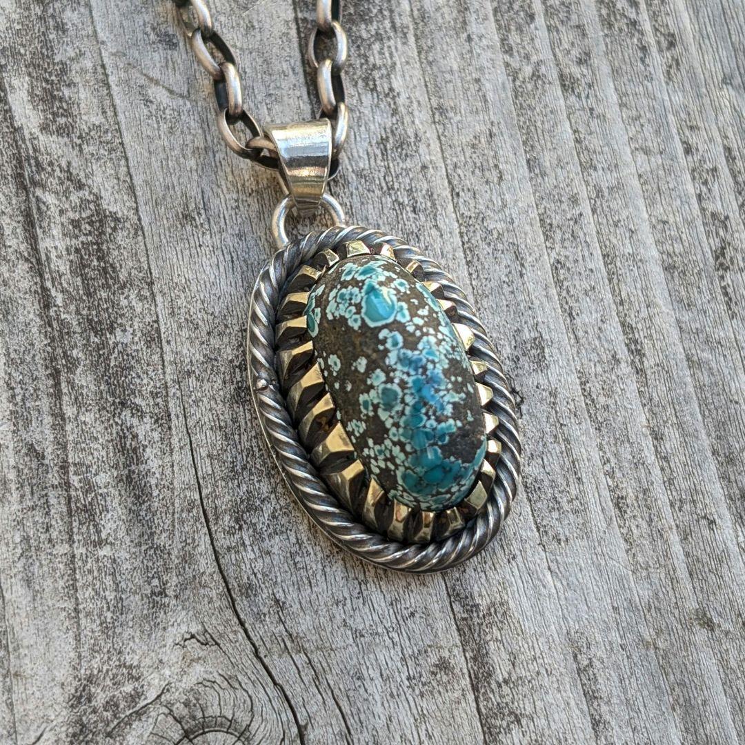 ハンドメイドのターコイズトップ　インディアンジュエリー風