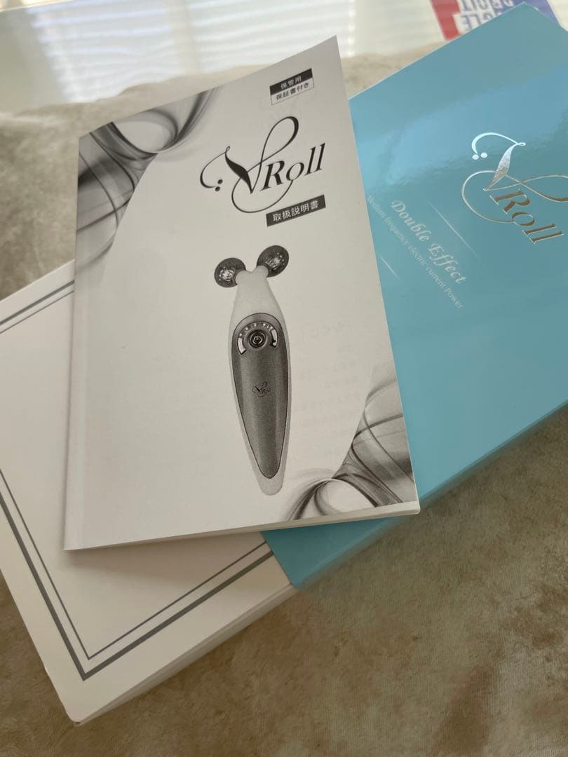 ウンソウグローバル V-ROLL(ブイロール) 中周波EMS 美顔ローラー