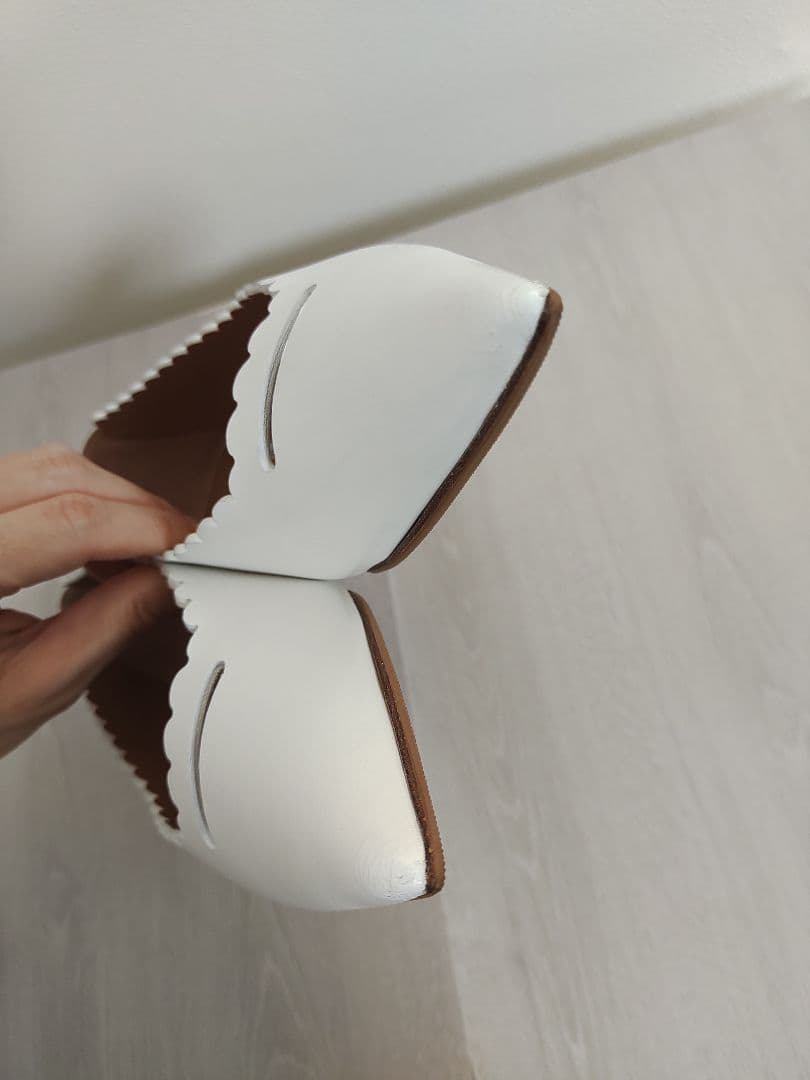 PELLICO ペリーコ　フラワーカットワークフラットパンプス　35サイズ