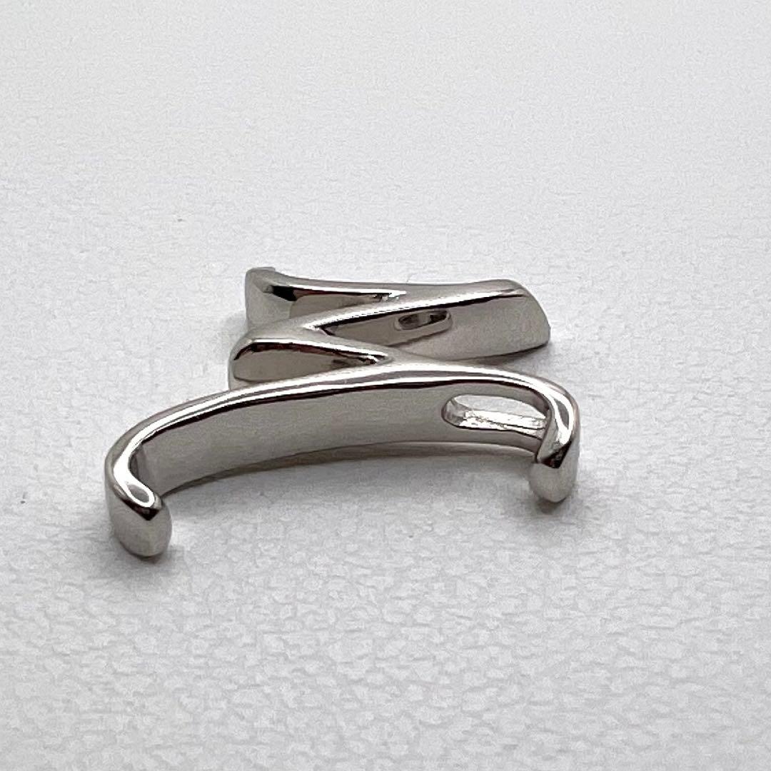 プラチナpt900 ペンダント　 Mデザイン　約12.5×11㎜　1.72 g