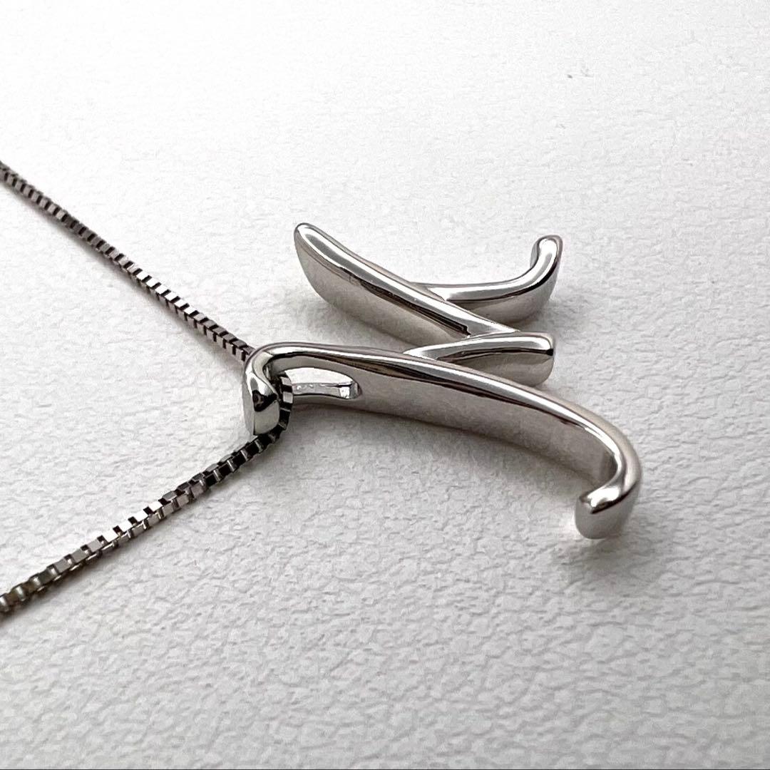 プラチナpt900 ペンダント　 Mデザイン　約12.5×11㎜　1.72 g