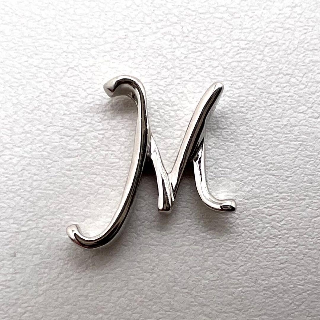 プラチナpt900 ペンダント　 Mデザイン　約12.5×11㎜　1.72 g