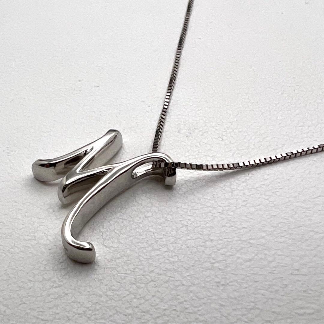 プラチナpt900 ペンダント　 Mデザイン　約12.5×11㎜　1.72 g