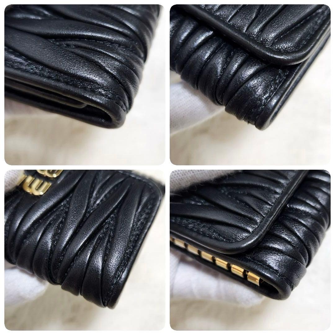 ✨ほぼ未使用　現行✨ミュウミュウ　キーケース　マトラッセ　RFID搭載　6連