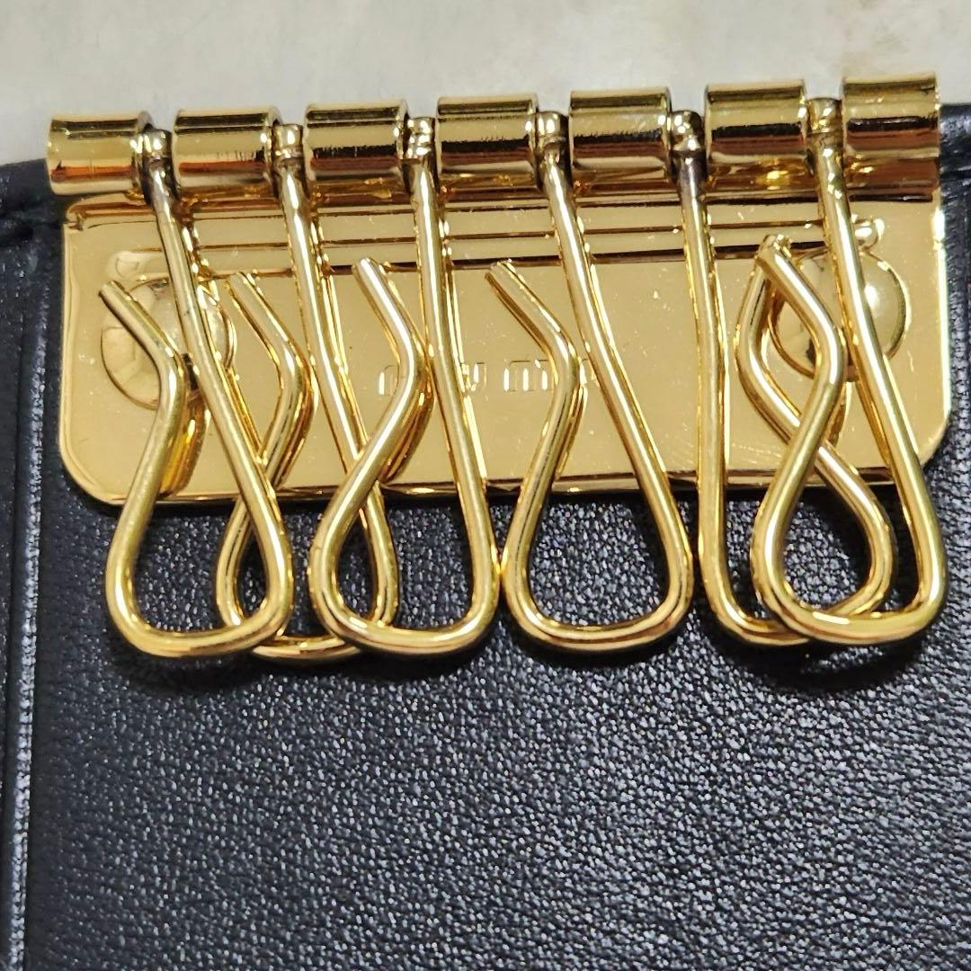 ✨ほぼ未使用　現行✨ミュウミュウ　キーケース　マトラッセ　RFID搭載　6連