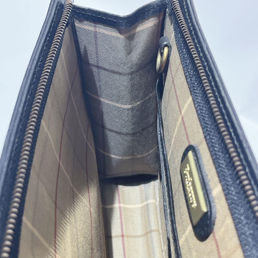 希少　バーバリー クラッチバッグ セカンドバッグ ノバチェック レザー