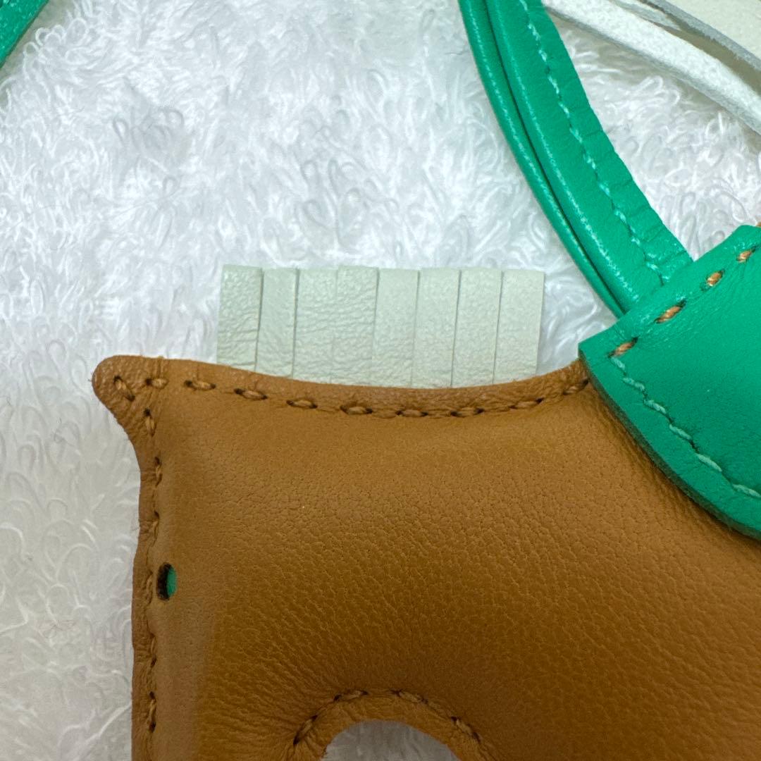 エルメス ロデオ PM チャーム