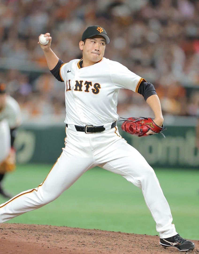 【新品未開封】菅野智之投手　読売巨人軍　ジャイアンツ2024レプリカユニフォーム