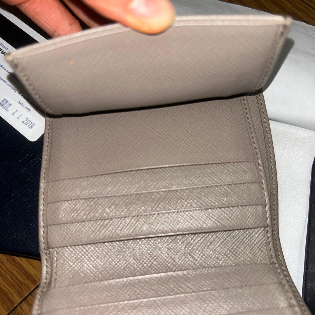 プラダ　PRADA SAFFIANO L ARGILLA