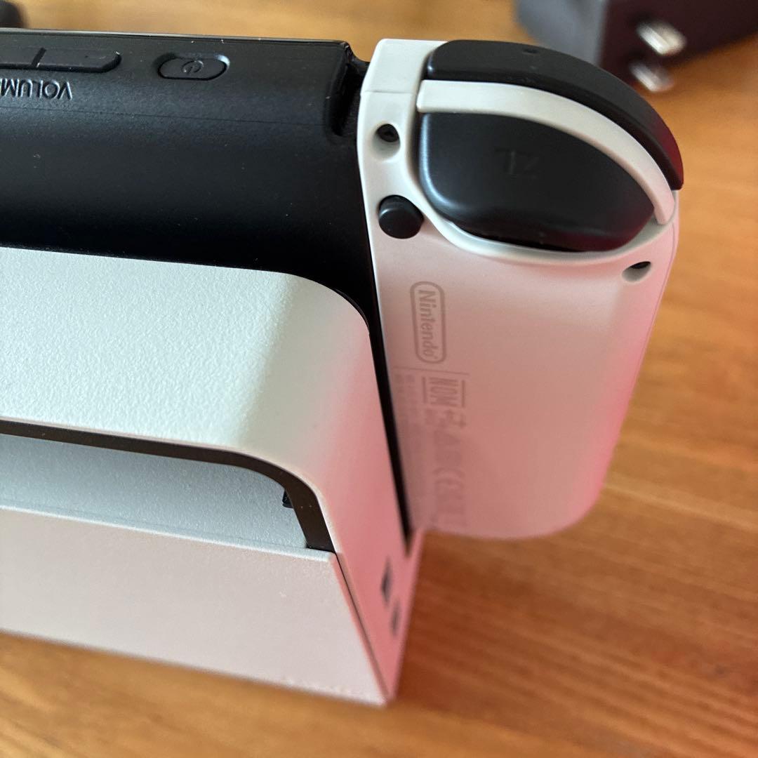 Nintendo Switch ホワイト 本体　有機EL