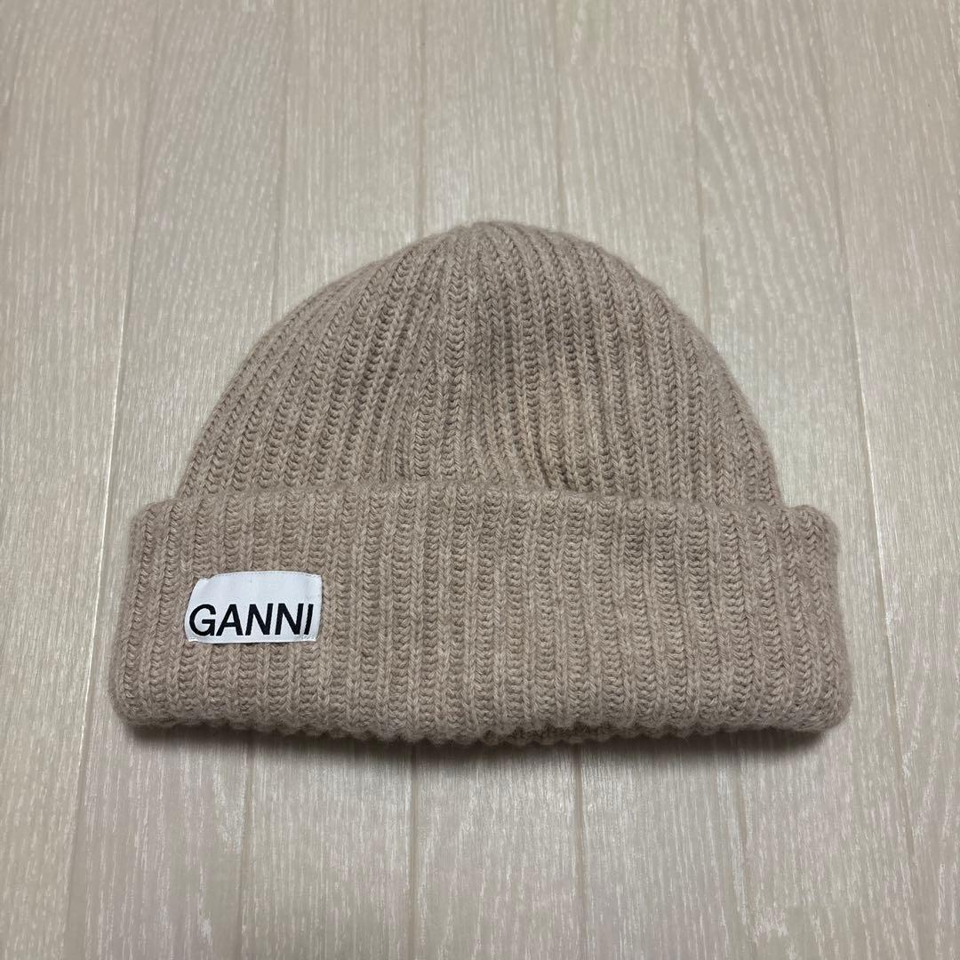 GANNI ガニー　ビーニー　ニット帽　ベージュ