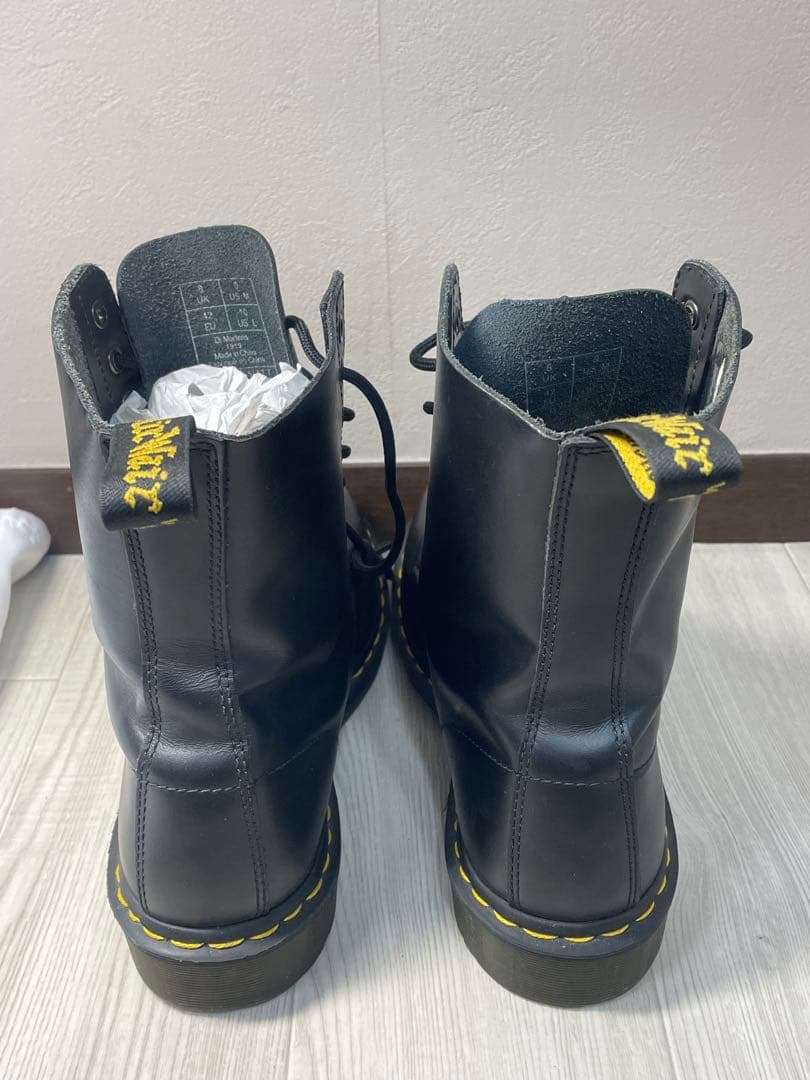 早い者勝ち　美品ドクターマーチン 10ホール ブーツ 1919 UK8