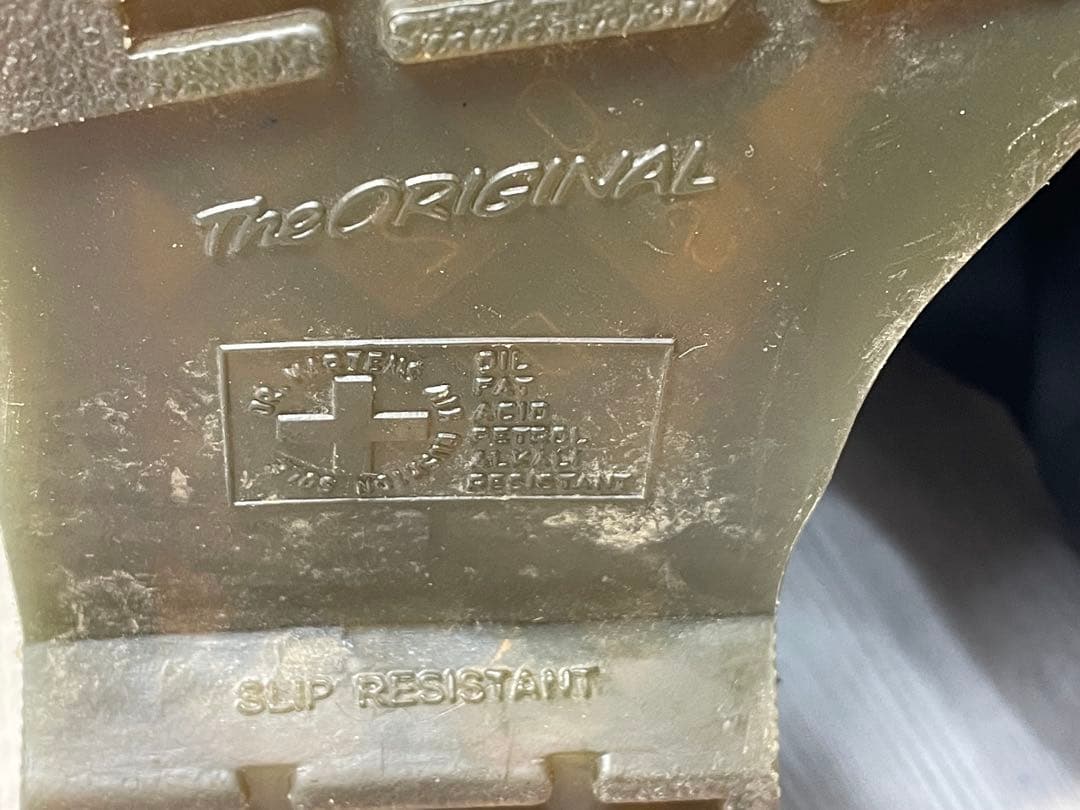 早い者勝ち　美品ドクターマーチン 10ホール ブーツ 1919 UK8