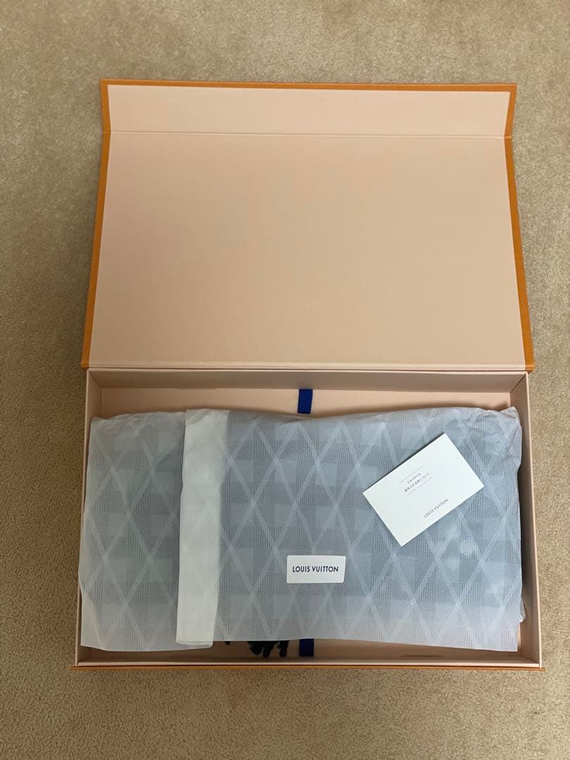 ルイヴィトンマフラーモノグラムエシャルプロゴマニアシャイン