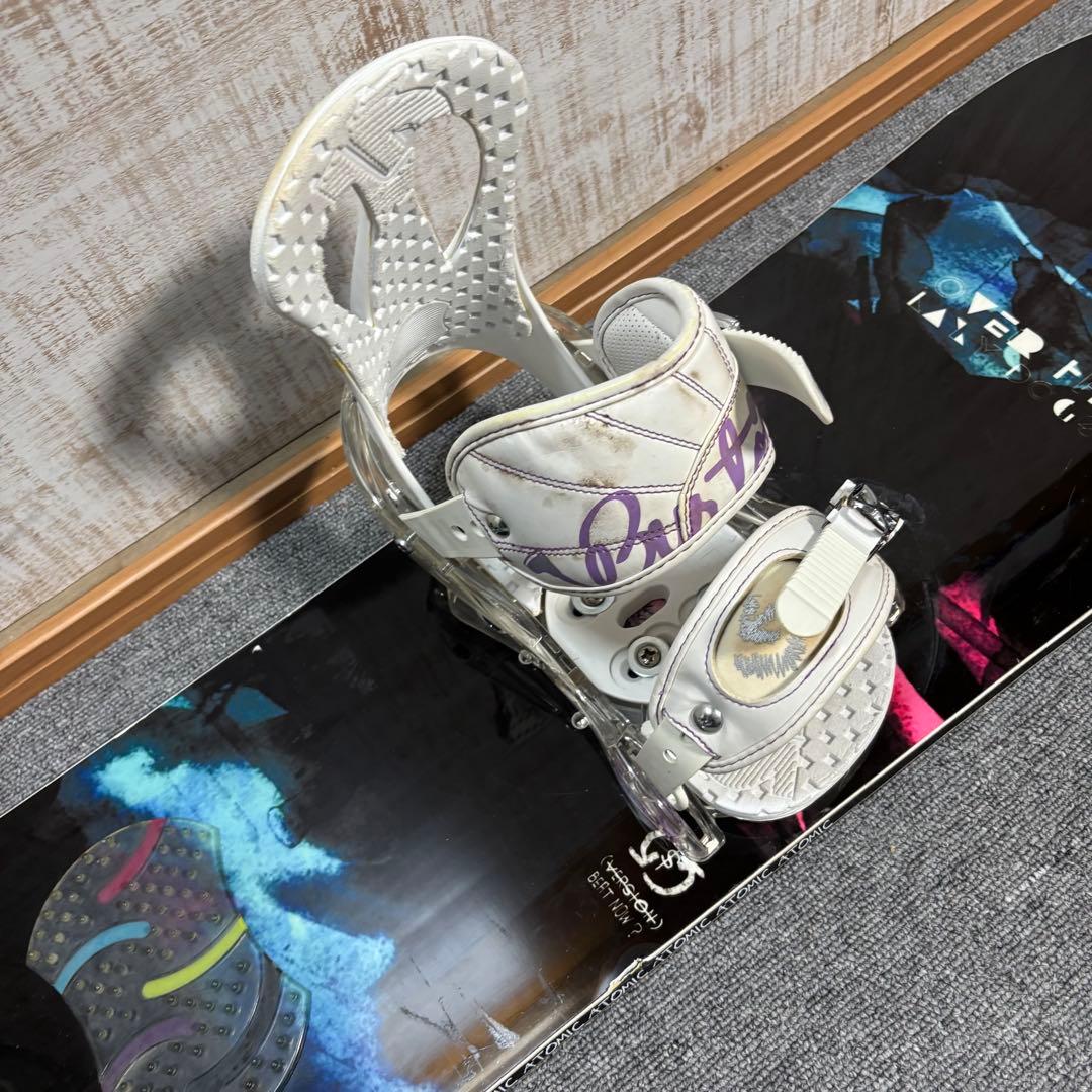 【送料無料】ATOMIC スノーボードセット