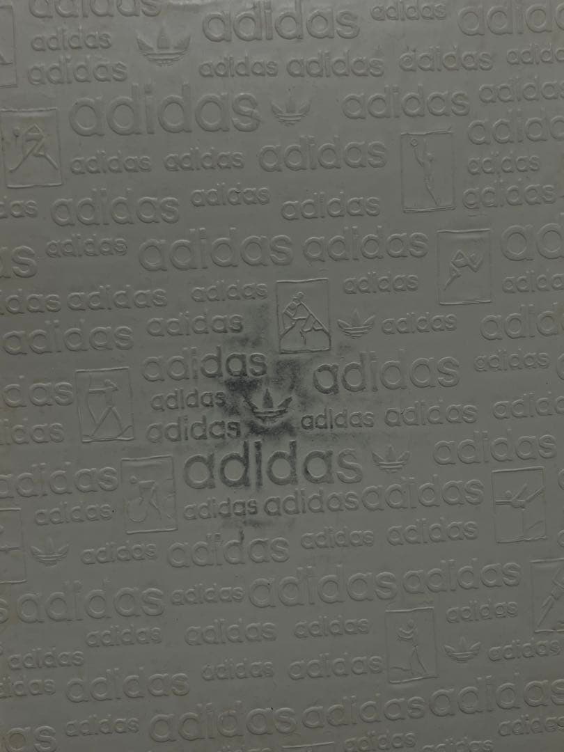 80s adidas ）アディダス　エナメル　ボストンバッグ　ビンテージ