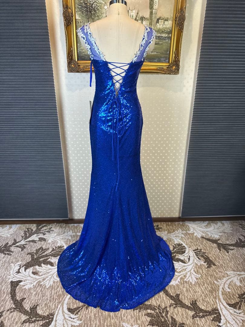 青のスパンコール刺繍マーメイドドレス