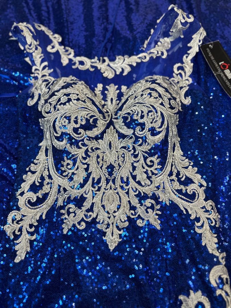 青のスパンコール刺繍マーメイドドレス