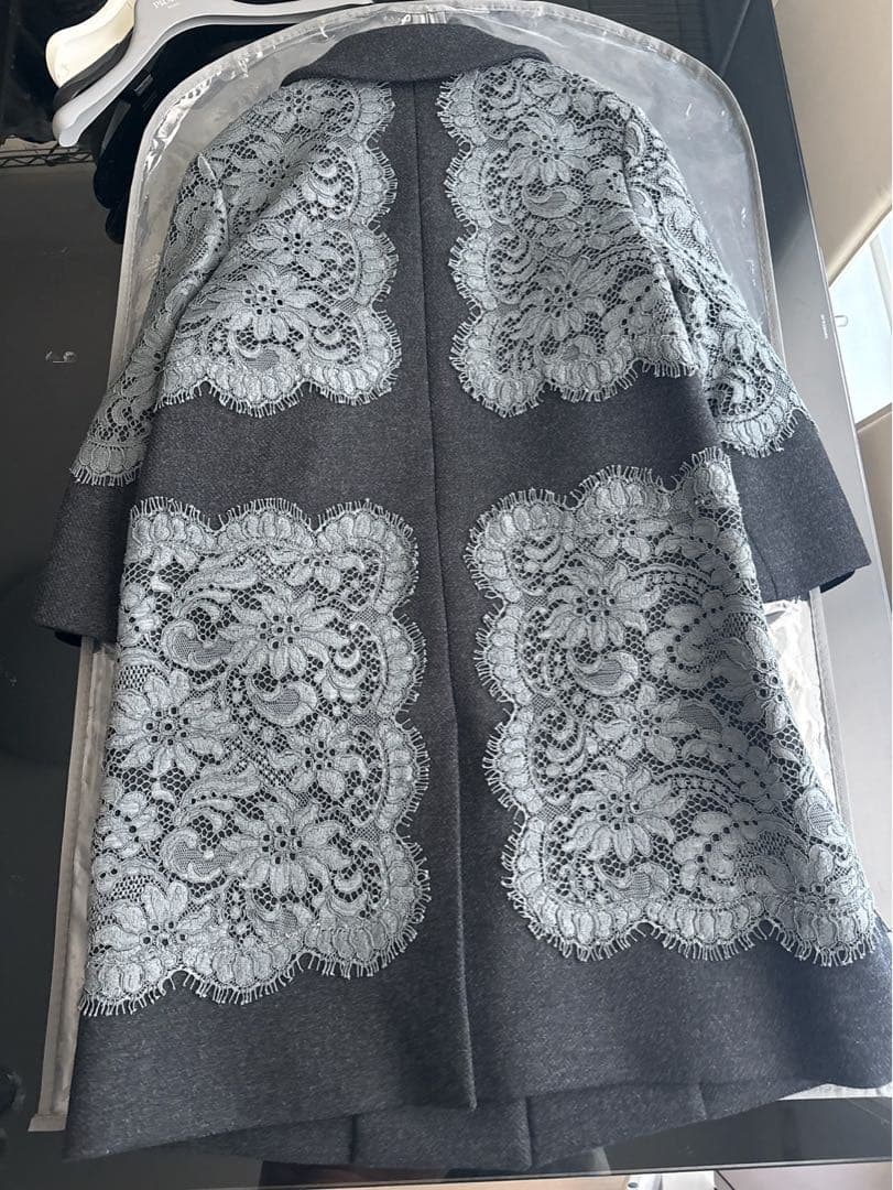 ドルチェ&ガッバーナ DOLCE&GABBANA レース装飾　コート