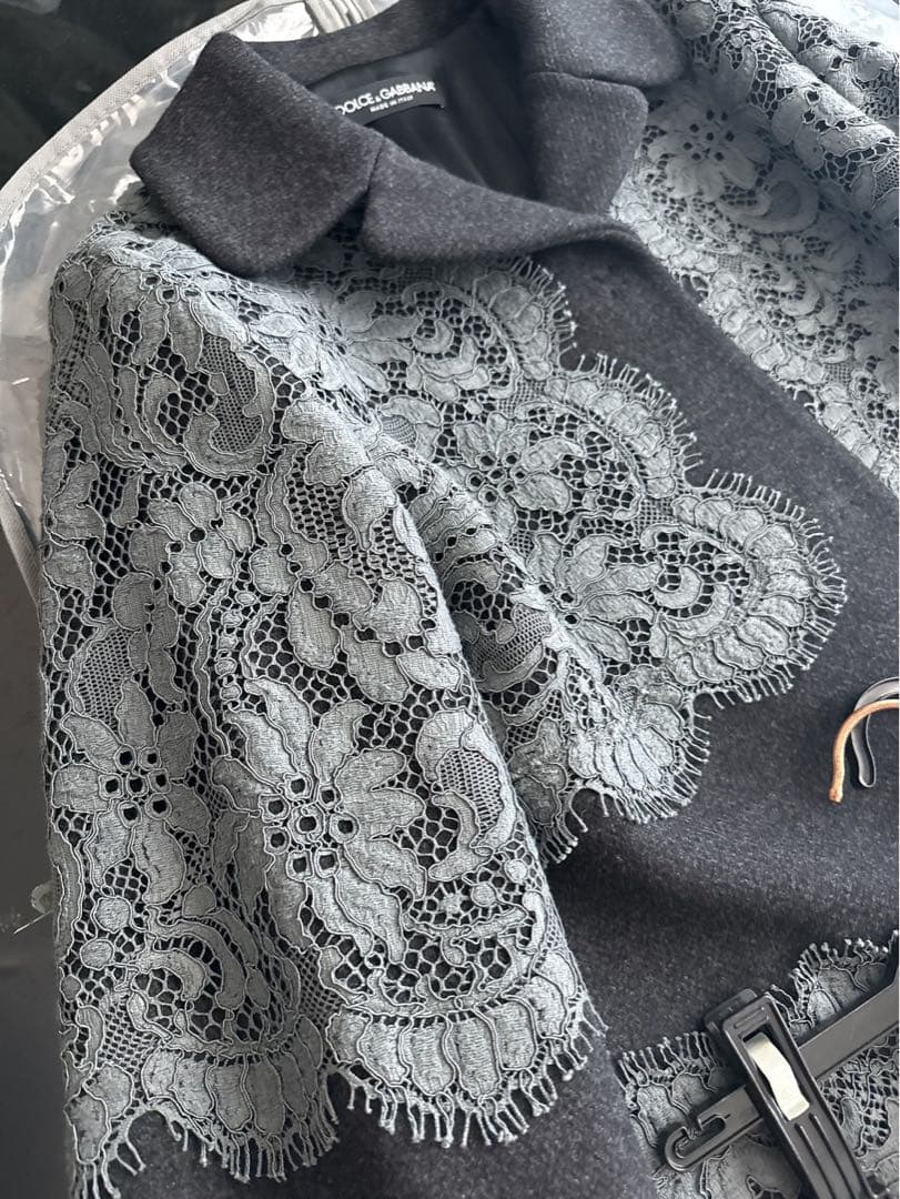 ドルチェ&ガッバーナ DOLCE&GABBANA レース装飾　コート