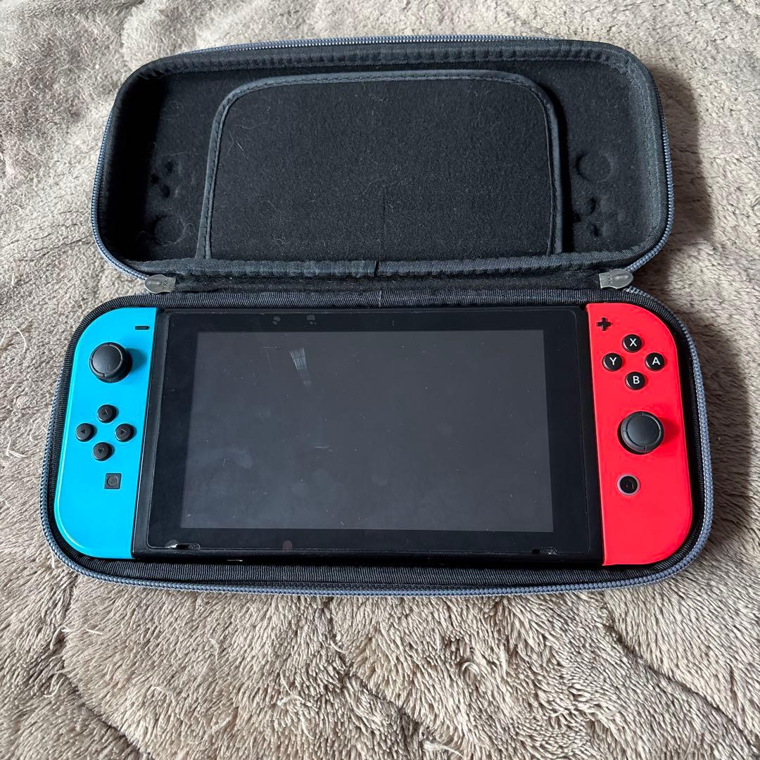 Nintendo Switch 本体 赤/青 ＋ ハードポーチ付