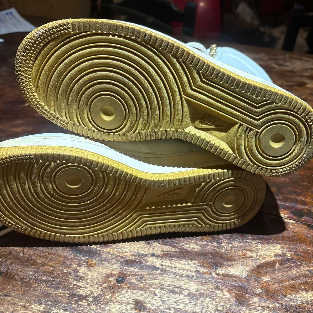 NIKEエアフォース1 24センチ　美品