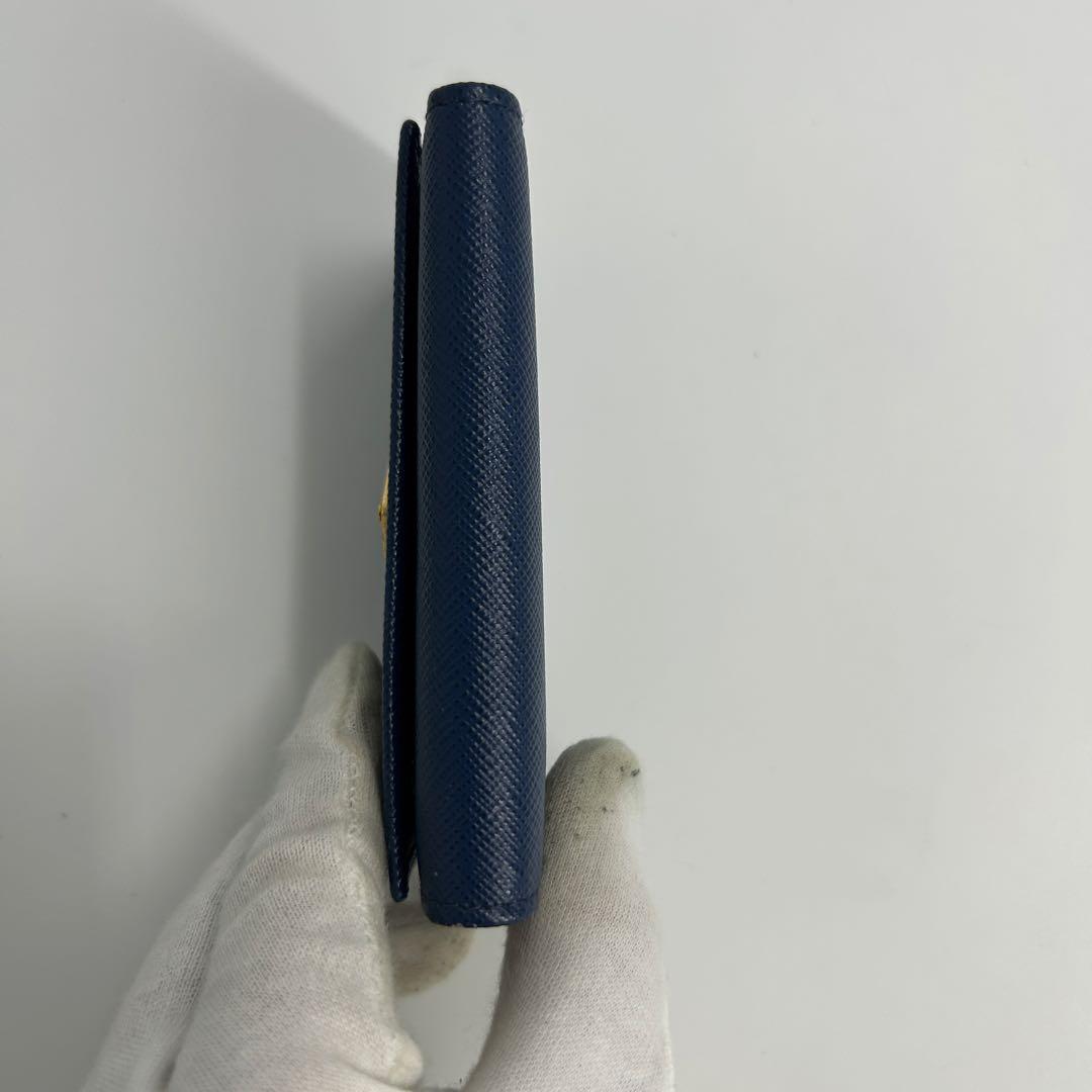 付属品完備・新品　プラダ　キーケース　三角ロゴ　サフィアーノ　６連　レディース