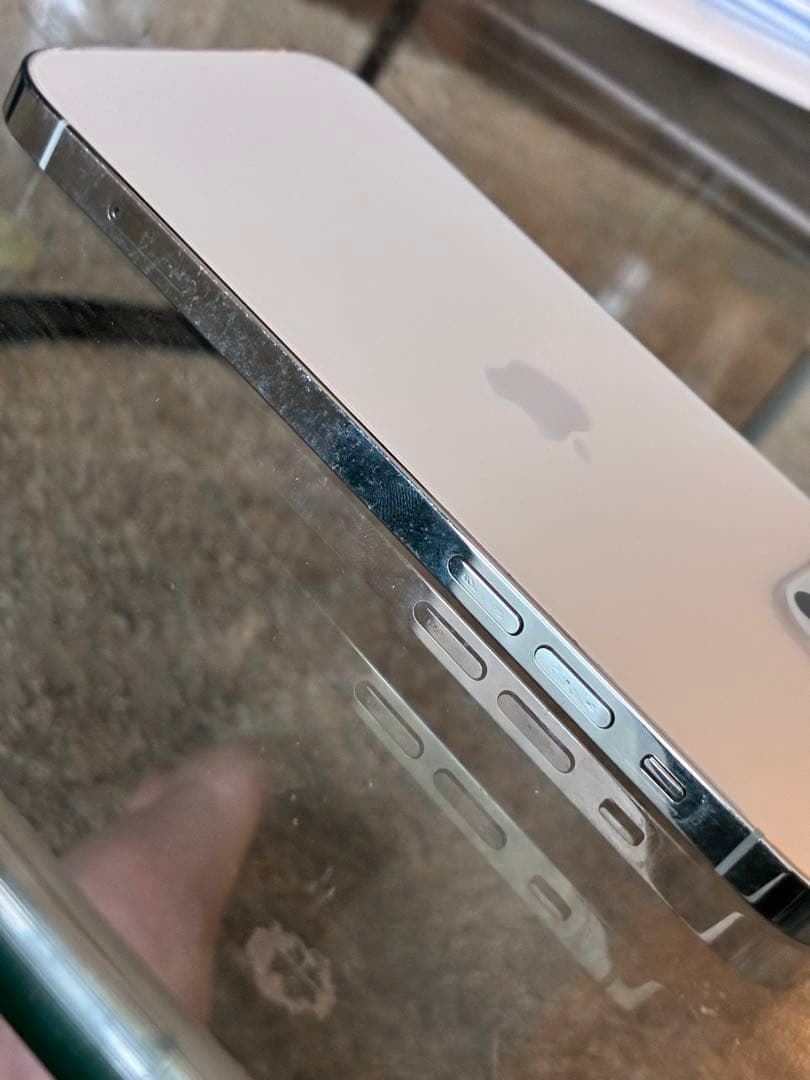 Apple iPhone 12 Pro ホワイト 本体　256gb SIMフリー