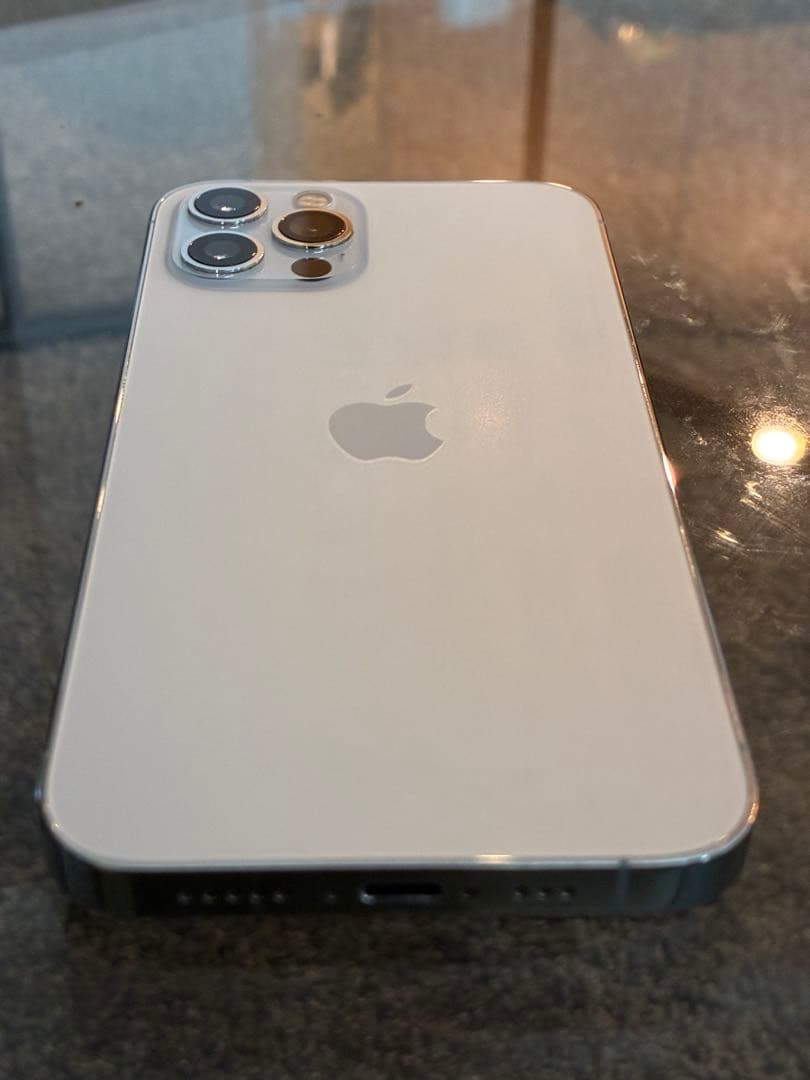 Apple iPhone 12 Pro ホワイト 本体　256gb SIMフリー