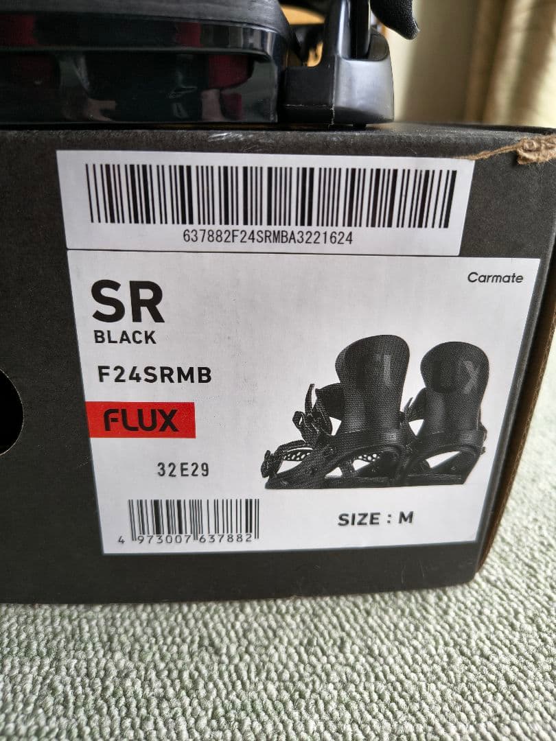 FLUX SR　Mサイズ　23-24モデル