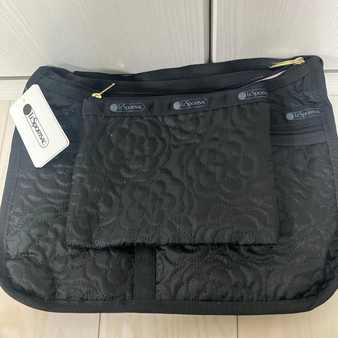 ショルダーバッグ　パフィーブロッサムズ　 レスポートサック　ブラック