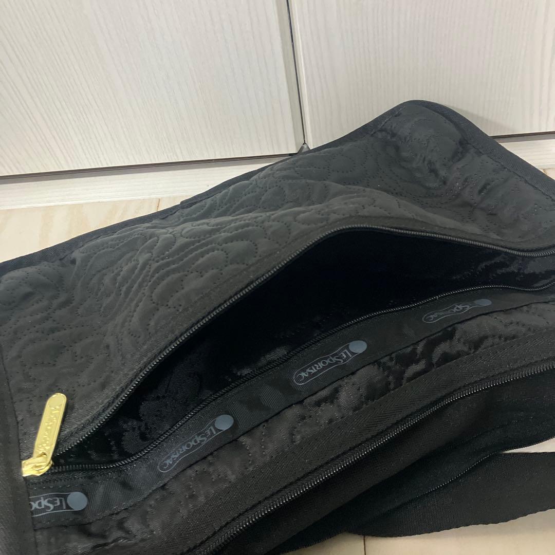 ショルダーバッグ　パフィーブロッサムズ　 レスポートサック　ブラック