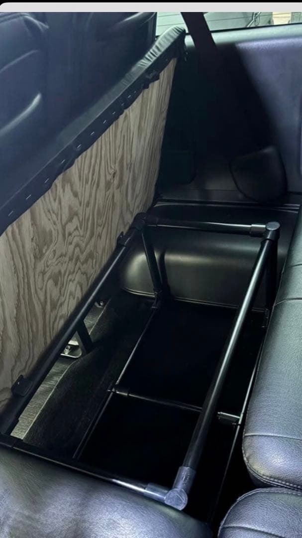 ハイエースワゴン　ベッドキット