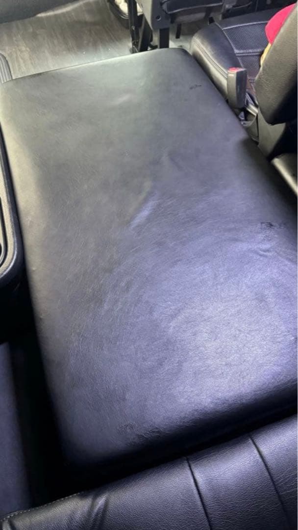 ハイエースワゴン　ベッドキット