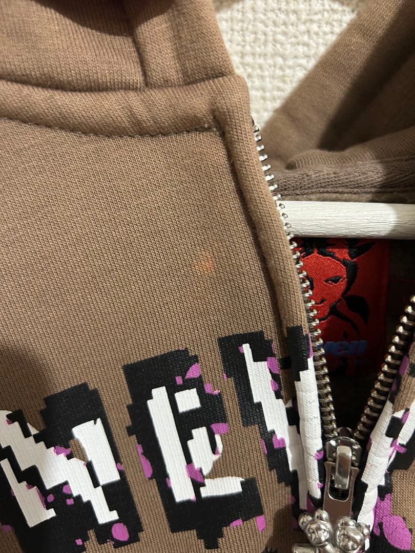 Heaven by Marc Jacobs パーカー