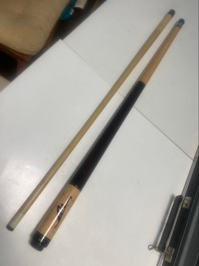 I*i様 Mezz Cues ビリヤードキュー ケース付き